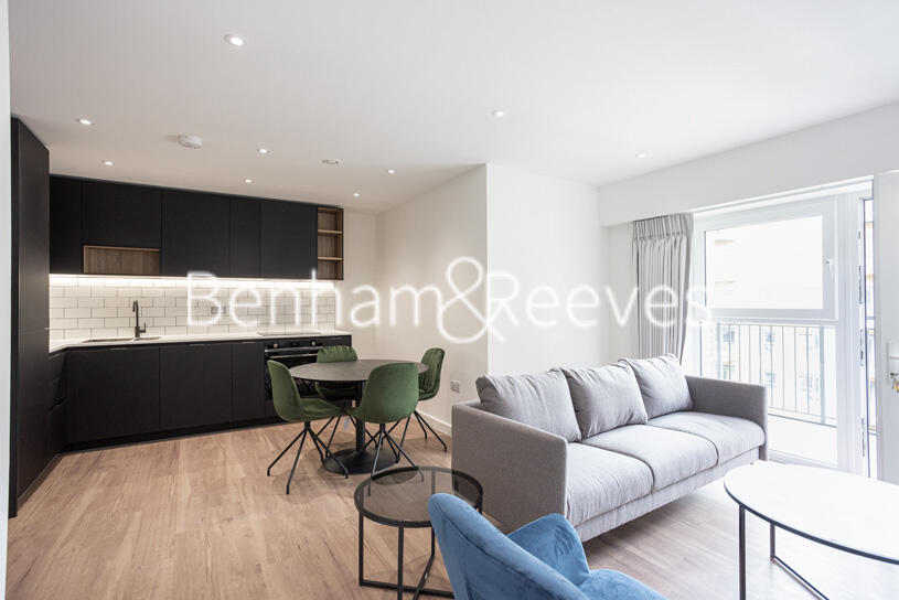 2 bed Apartment for rent in Hendon. From Benham & Reeves-  Beaufort Park Colindale - Beaufort Park Colindale