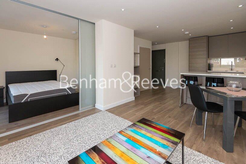4 bed Apartment for rent in London. From Benham & Reeves-  Beaufort Park Colindale - Beaufort Park Colindale