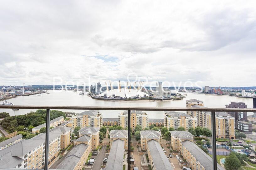 2 bed Duplex for rent in Poplar. From Benham & Reeves Lettings - Canary Wharf