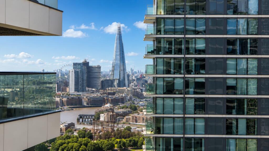 2 bed Apartment for rent in Poplar. From Benham & Reeves Lettings - Canary Wharf