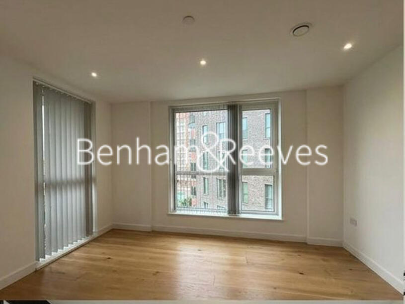 1 bed Apartment for rent in Poplar. From Benham & Reeves Lettings - Canary Wharf