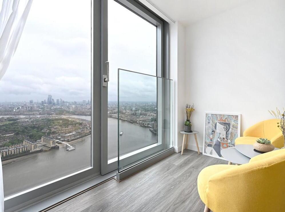 1 bed 1st Floor Flat for rent in Poplar. From Benham & Reeves Lettings - Canary Wharf 1 bed 1st Floor Flat for rent in Poplar. From Benham & Reeves Lettings - Canary Wharf