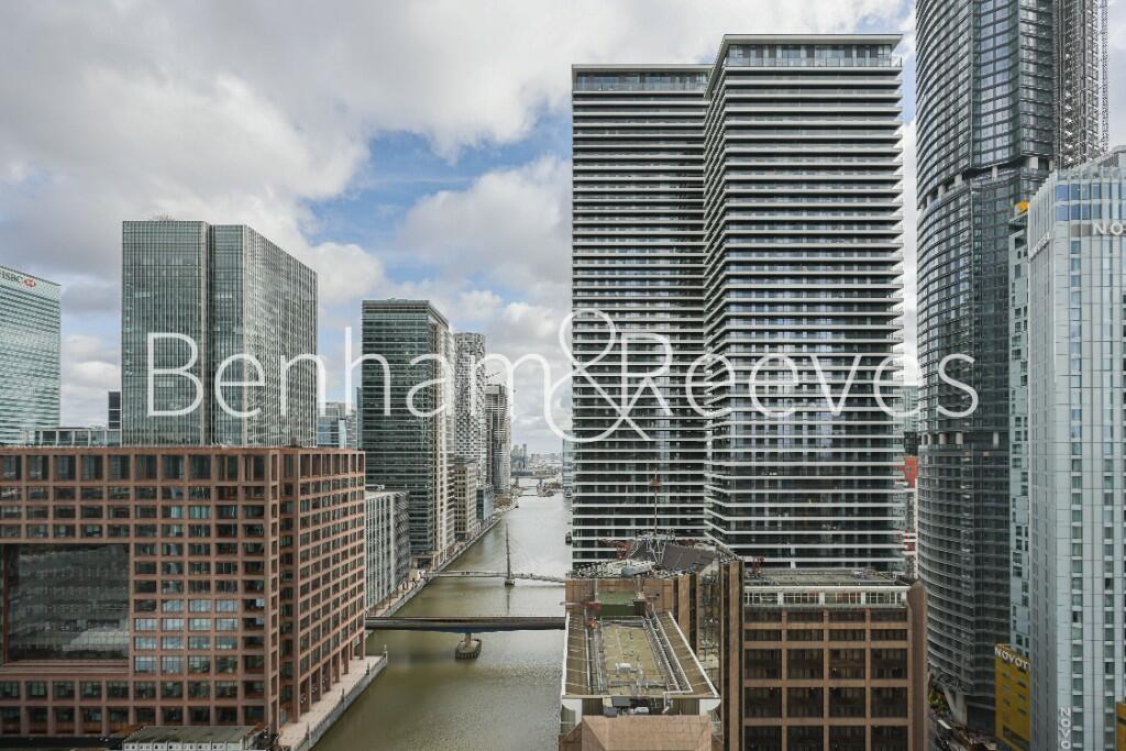2 bed 1st Floor Flat for rent in Poplar. From Benham & Reeves Lettings - Canary Wharf