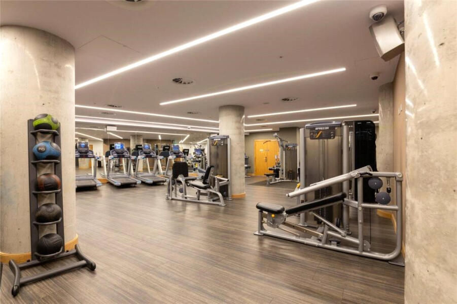 3 bed Apartment for rent in Poplar. From Benham & Reeves Lettings - Canary Wharf 3 bed Apartment for rent in Poplar. From Benham & Reeves Lettings - Canary Wharf