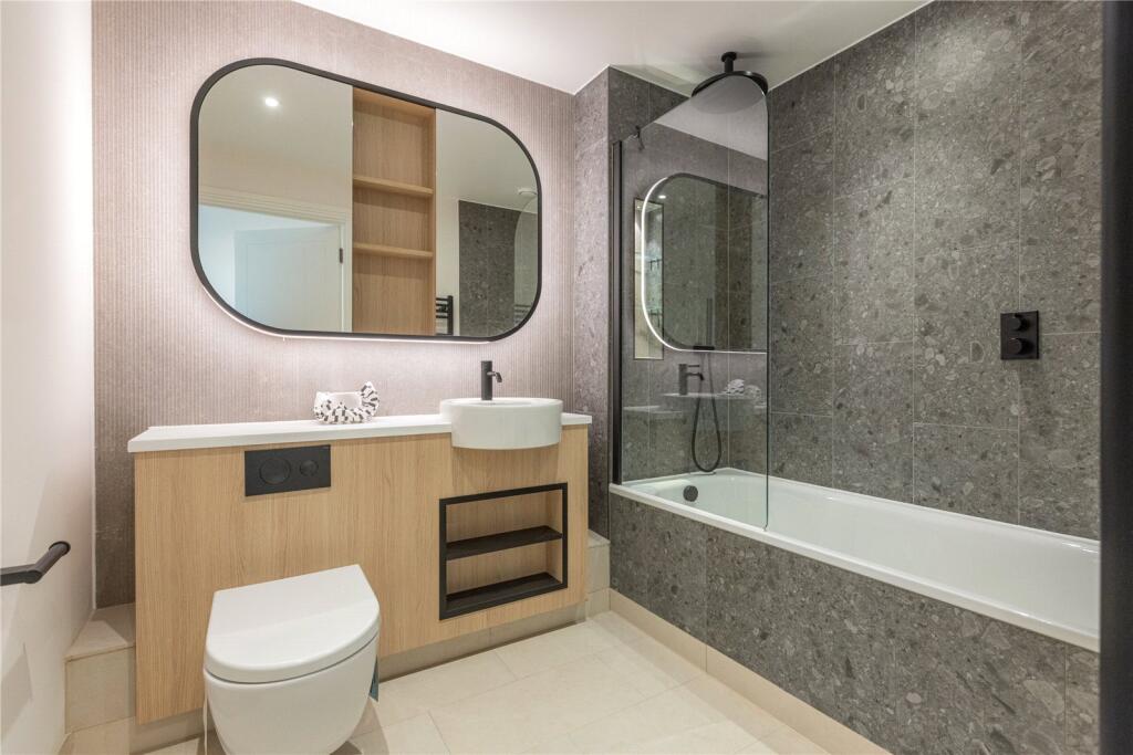 2 bed Apartment for rent in . From Benham & Reeves - Hampstead - Hampstead