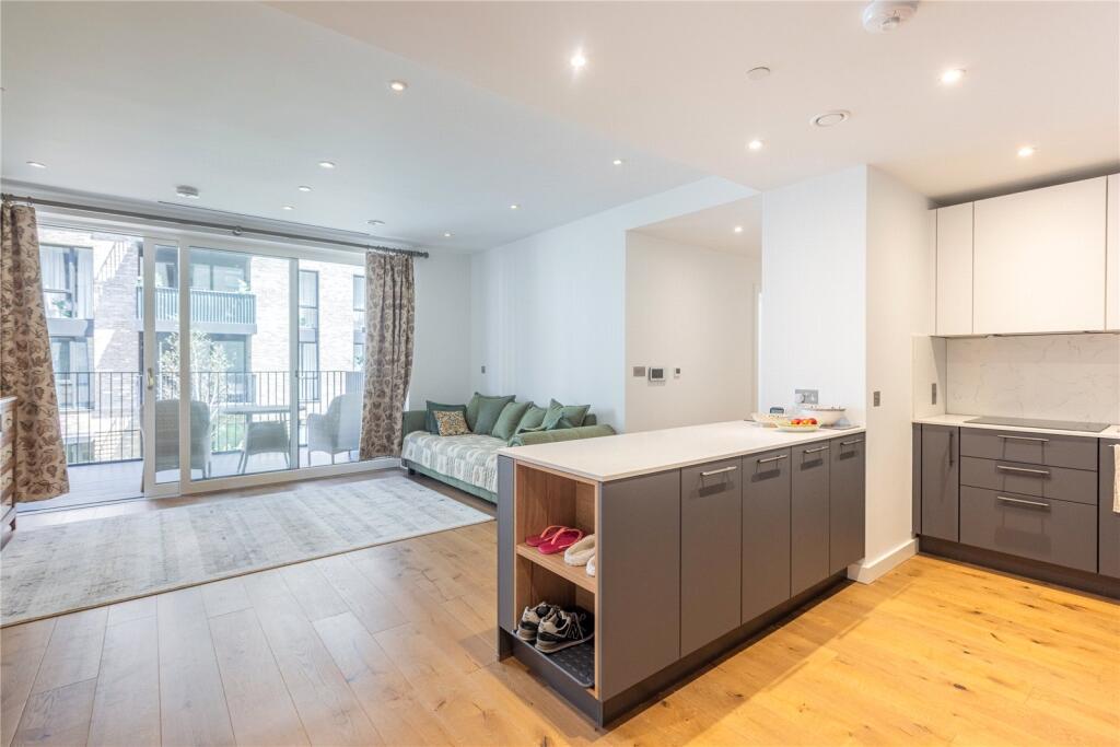 2 bed Apartment for rent in London. From Benham & Reeves - Hampstead - Hampstead