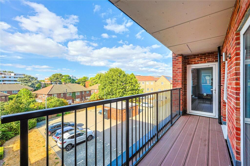 2 bed Apartment for rent in Friern Barnet. From Benham & Reeves - Hampstead - Hampstead