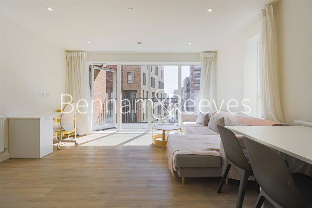 2 bed Apartment for rent in London. From Benham & Reeves- Highgate - Highgate