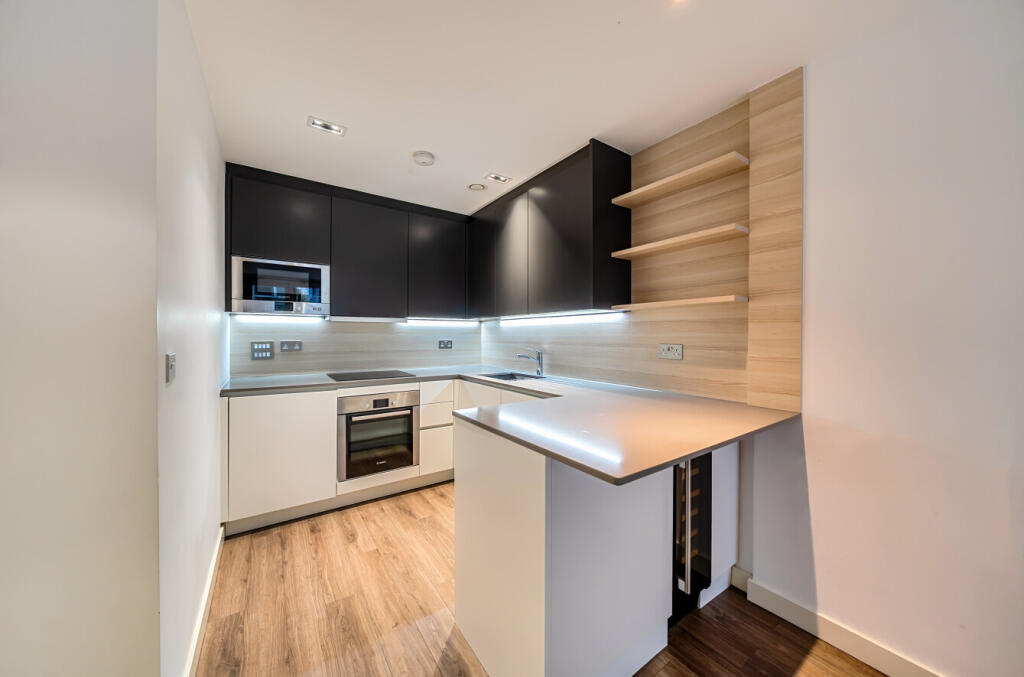1 bed Apartment for rent in London. From Benham & Reeves- Highgate - Highgate