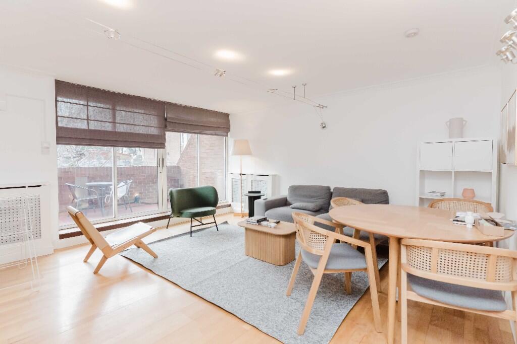 2 bed Duplex for rent in Paddington. From Benham & Reeves- Hyde Park - Hyde Park