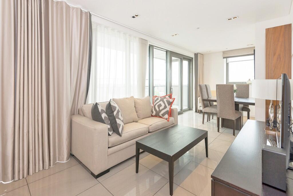 2 bed Apartment for rent in Camden Town. From Benham & Reeves- Hyde Park - Hyde Park