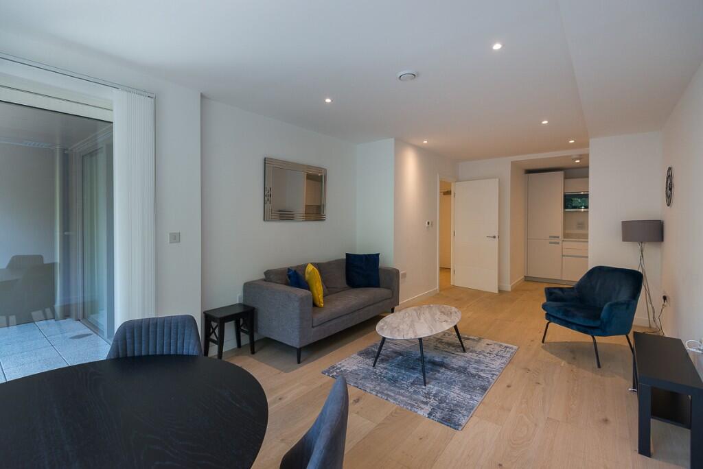 1 bed 1st Floor Flat for rent in London. From Benham & Reeves- Hyde Park - Hyde Park 1 bed 1st Floor Flat for rent in London. From Benham & Reeves- Hyde Park - Hyde Park