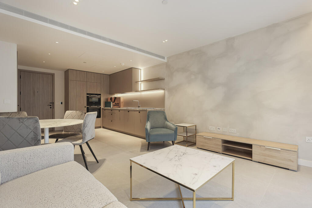 1 bed Apartment for rent in Camden Town. From Benham & Reeves- Hyde Park - Hyde Park