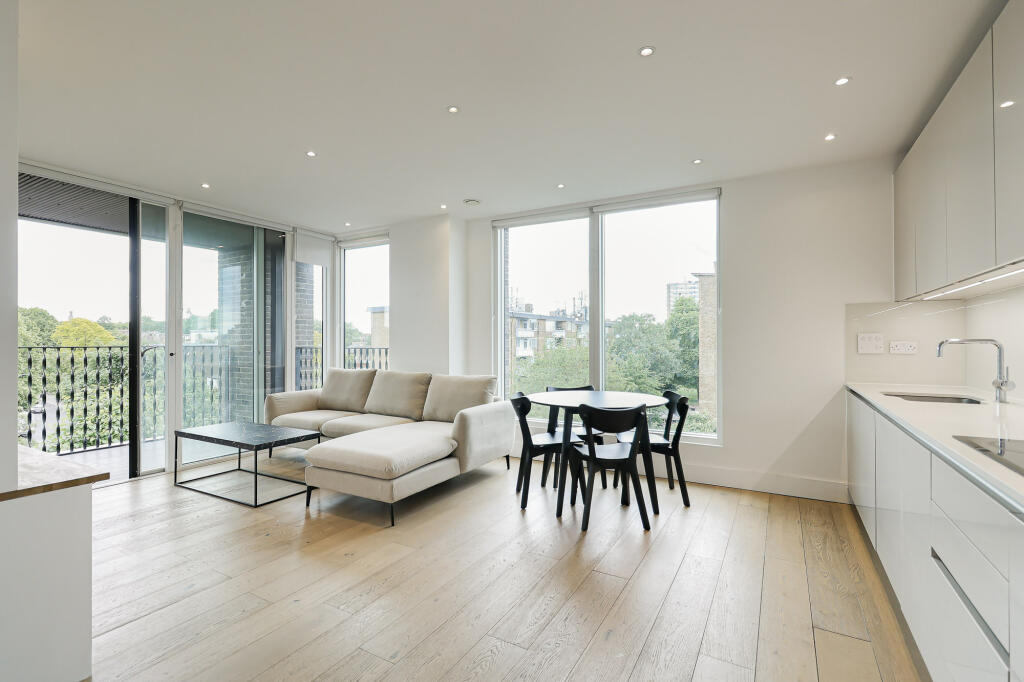 2 bed Apartment for rent in Camden Town. From Benham & Reeves- Hyde Park - Hyde Park