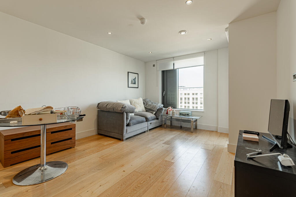 1 bed 1st Floor Flat for rent in Paddington. From Benham & Reeves- Hyde Park - Hyde Park