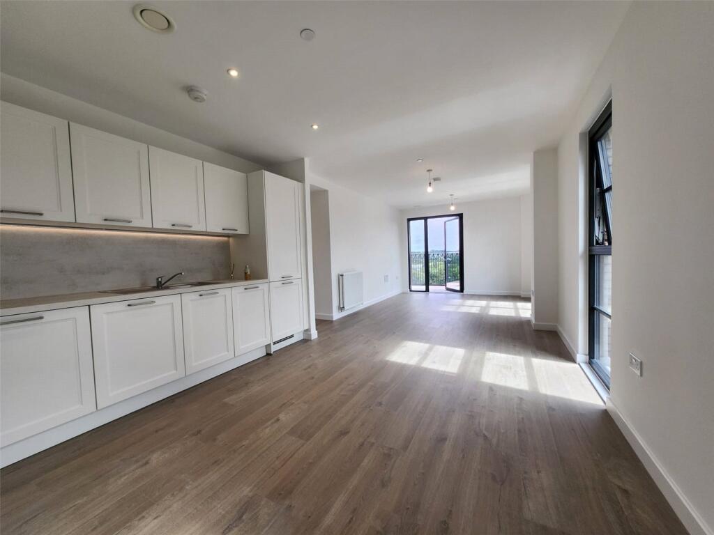 2 bed Apartment for rent in New Malden. From Benham & Reeves - Imperial Wharf - Imperial Wharf 2 bed Apartment for rent in New Malden. From Benham & Reeves - Imperial Wharf - Imperial Wharf