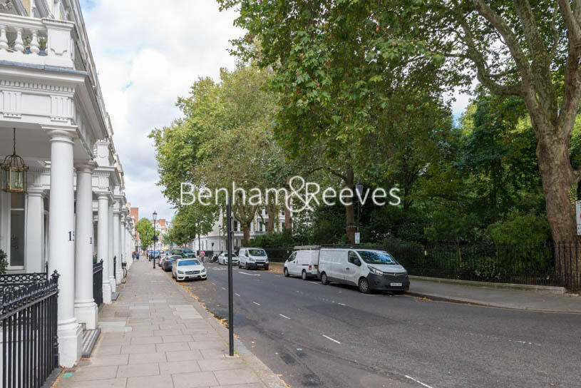 3 bed Apartment for rent in Kensington. From Benham & Reeves Lettings - Kensington