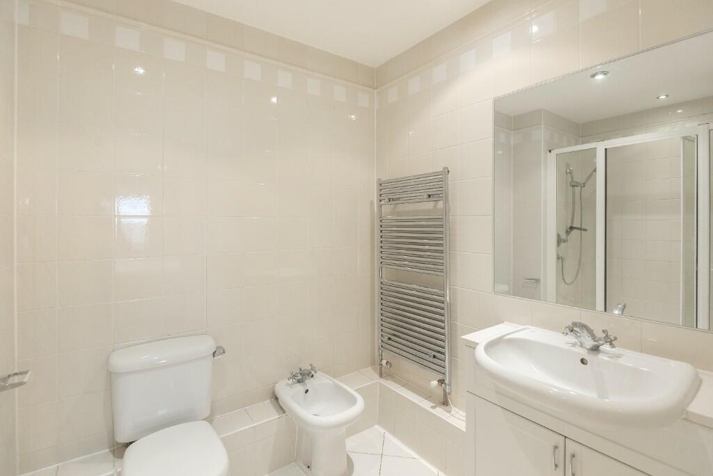2 bed Apartment for rent in London. From Benham & Reeves Lettings - Kensington