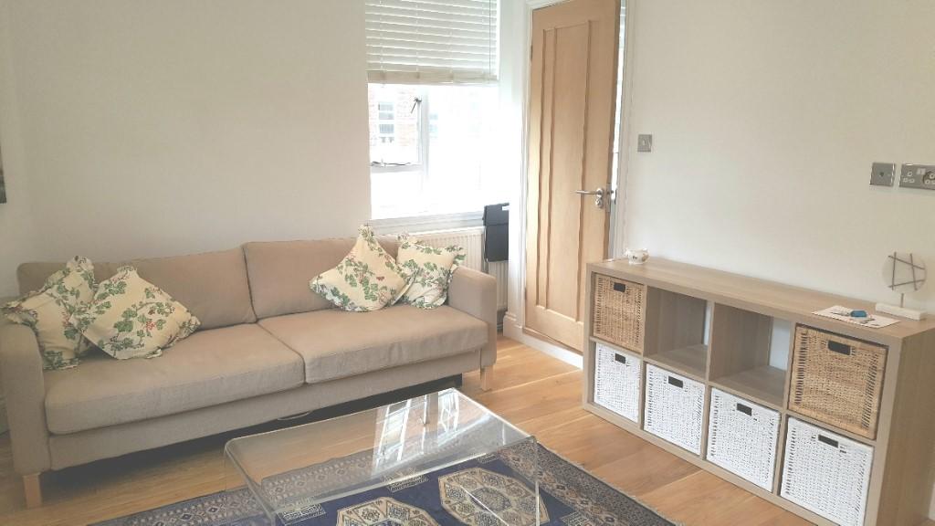 1 bed Apartment for rent in London. From Benham & Reeves - Knightsbridge - Knightsbridge