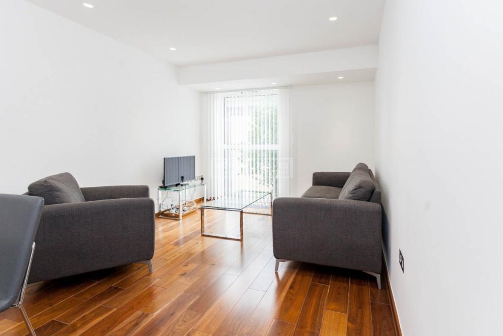 2 bed Apartment for rent in Westminster. From Benham & Reeves - Knightsbridge - Knightsbridge