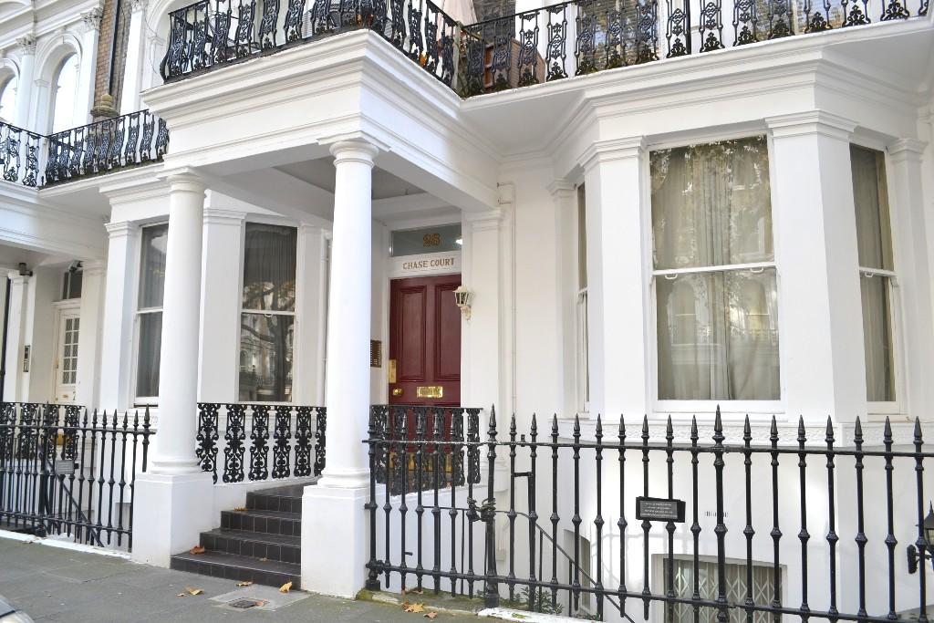 1 bed 1st Floor Flat for rent in Chelsea. From Benham & Reeves - Knightsbridge - Knightsbridge
