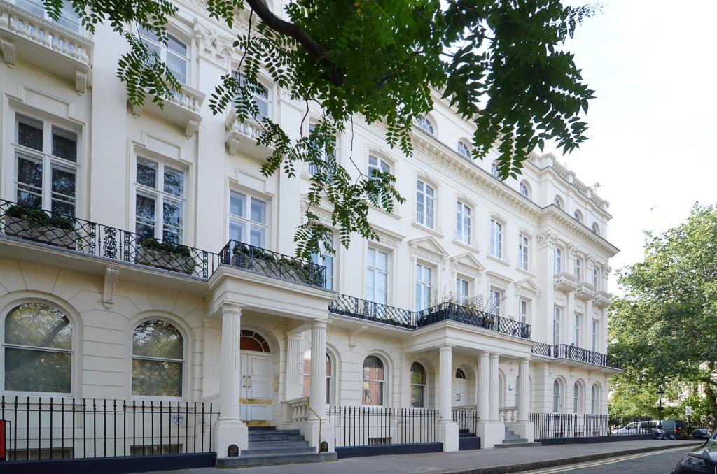 3 bed Apartment for rent in Chelsea. From Benham & Reeves - Knightsbridge - Knightsbridge