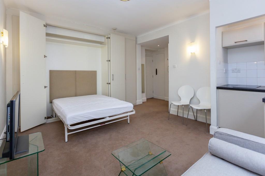 4 bed Studio for rent in Chelsea. From Benham & Reeves - Knightsbridge - Knightsbridge