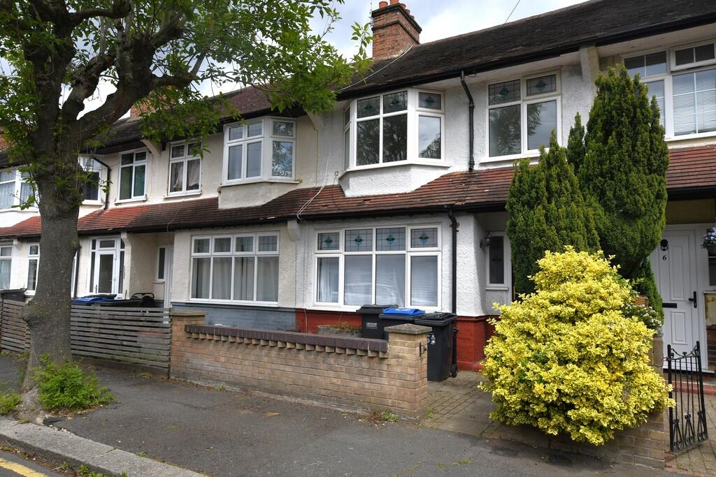 3 bed Mid Terraced House for rent in Croydon. From Benson & Partners - Croydon