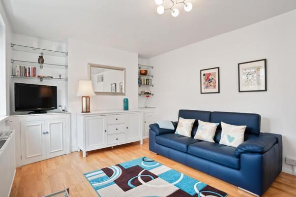 3 bed 1st Floor Flat for rent in Camden Town. From Bensons - London