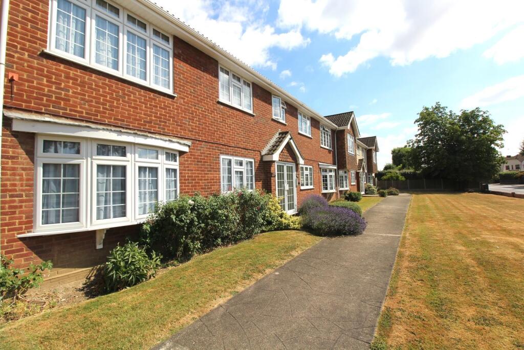 2 bed Apartment for rent in Hornchurch. From Beresfords - at Upminster