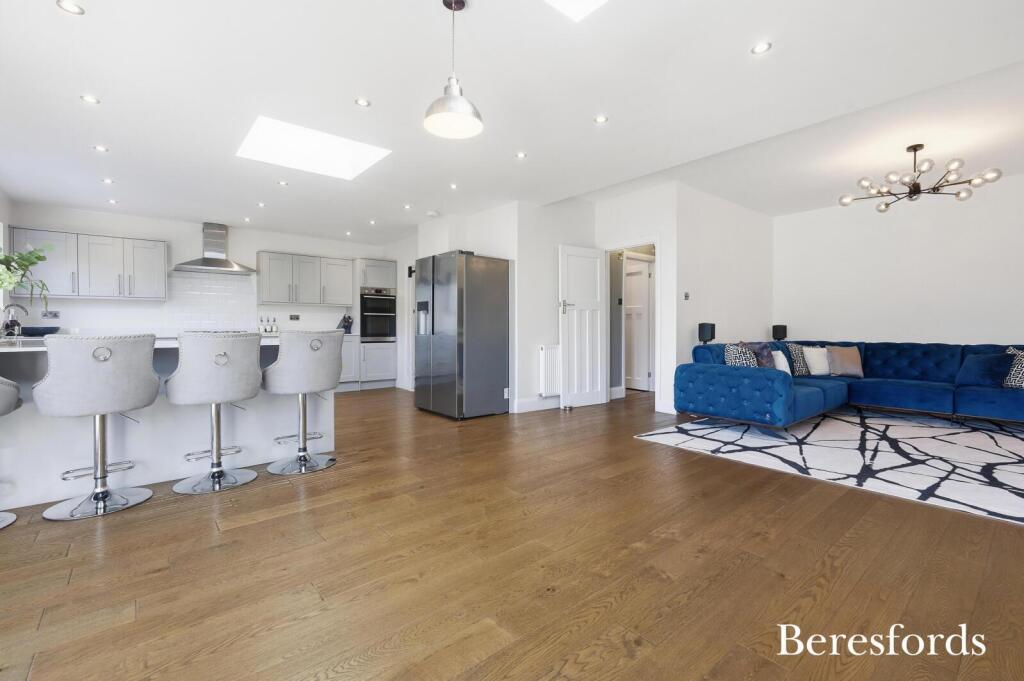 4 bed Semi Detached for rent in Upminster. From Beresfords - at Upminster