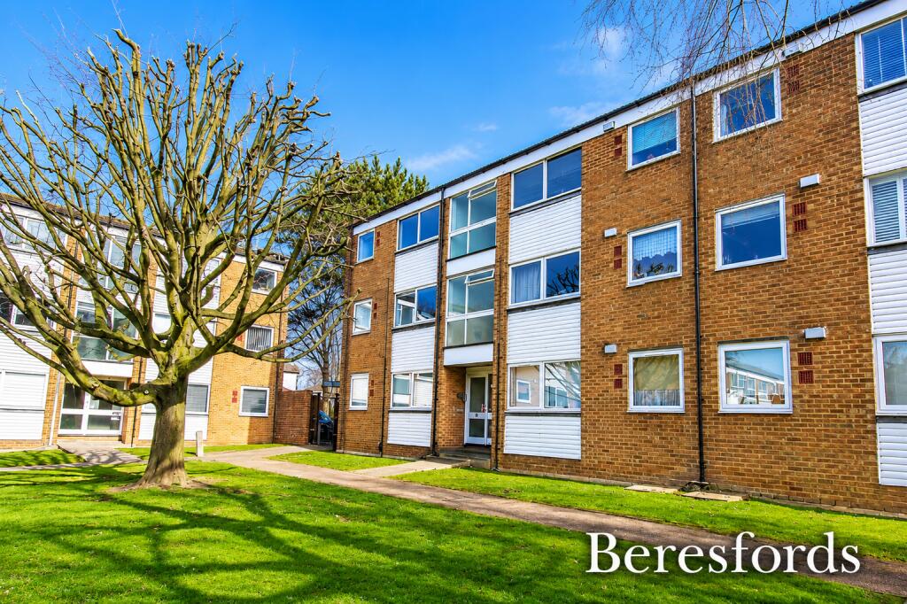 2 bed Apartment for rent in Hornchurch. From Beresfords - at Upminster