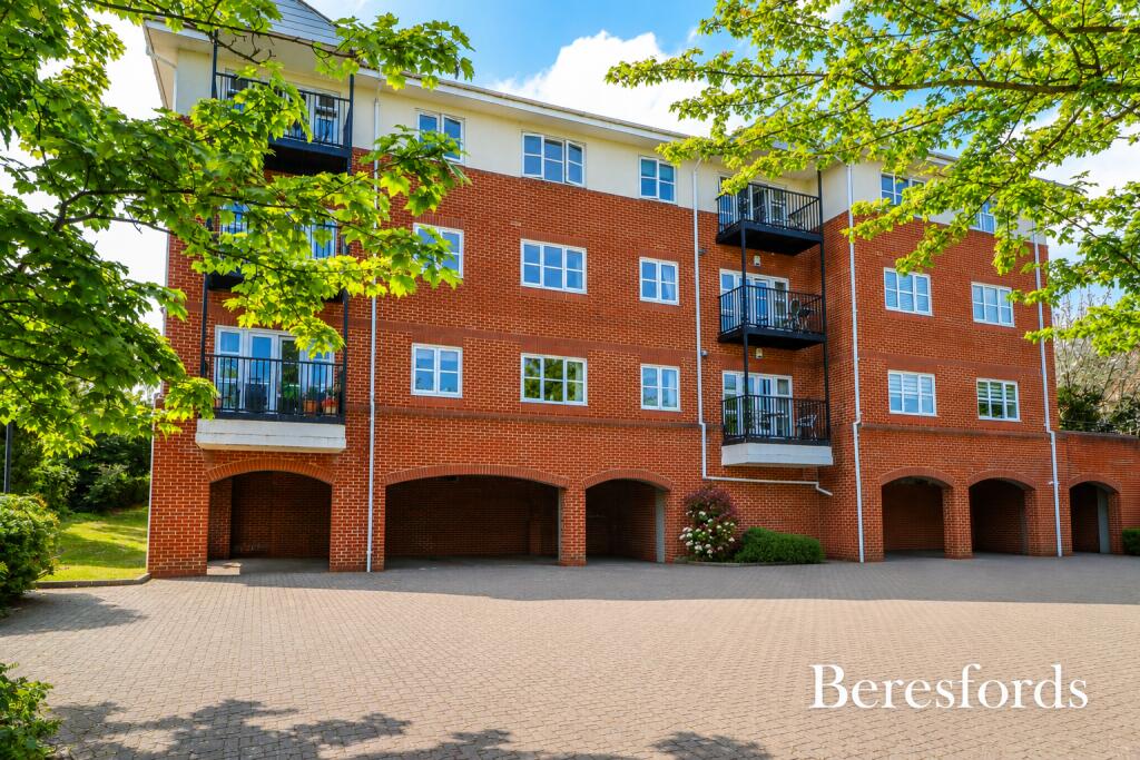 2 bed Apartment for rent in Upminster. From Beresfords - at Upminster 2 bed Apartment for rent in Upminster. From Beresfords - at Upminster