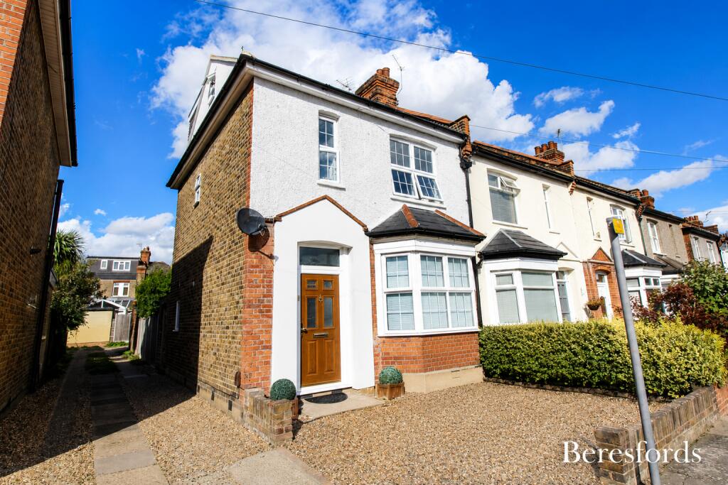 2 bed Apartment for rent in Upminster. From Beresfords - at Upminster