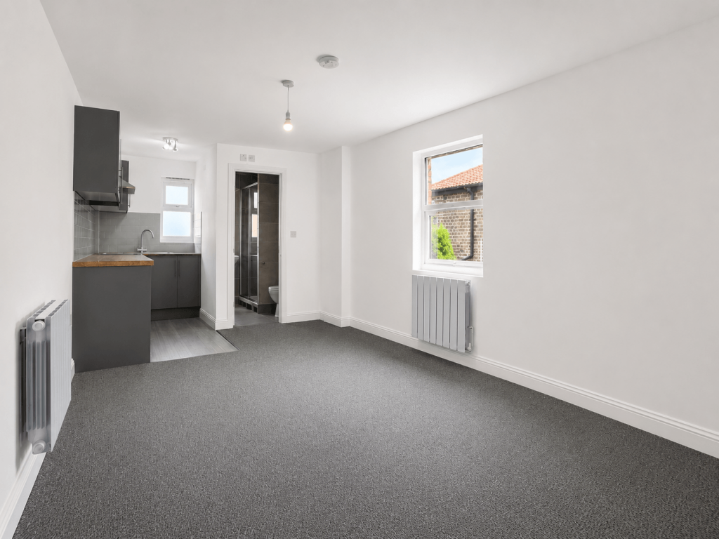 4 bed Apartment for rent in Leyton. From bigmove estate agents - Hackney
