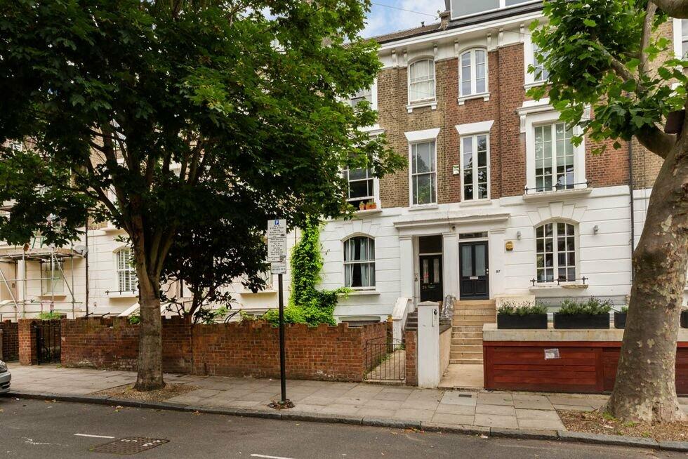 6 bed Mid Terraced House for rent in Islington. From Black Katz - Islington