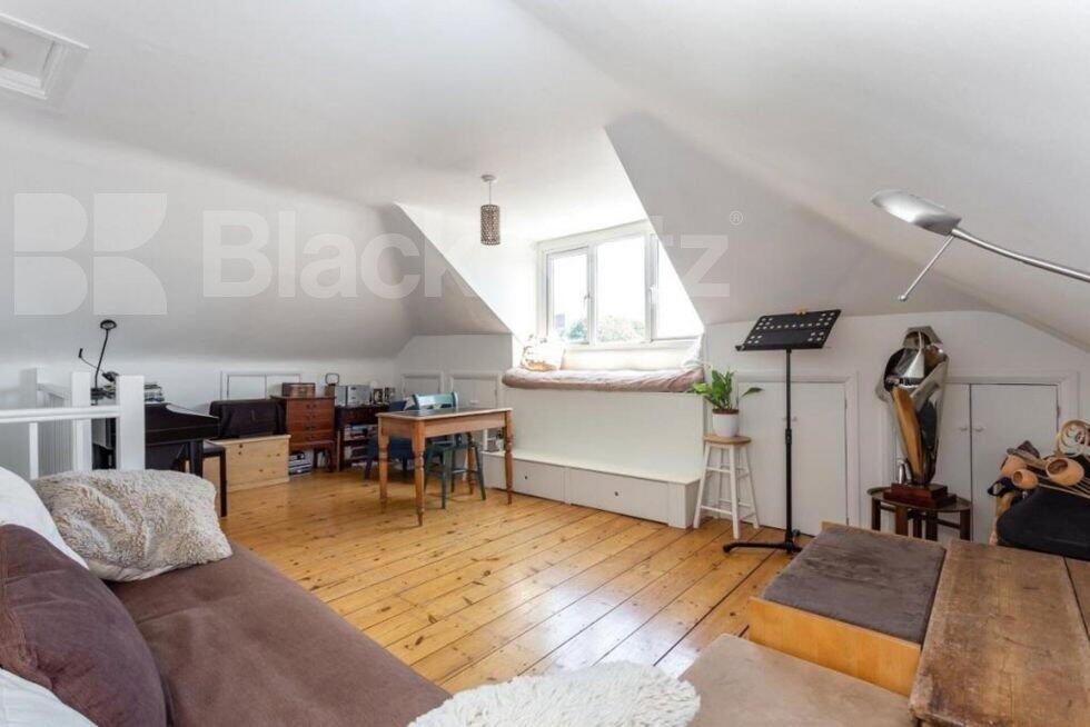 3 bed 1st Floor Flat for rent in Camden Town. From Black Katz - Islington 3 bed 1st Floor Flat for rent in Camden Town. From Black Katz - Islington
