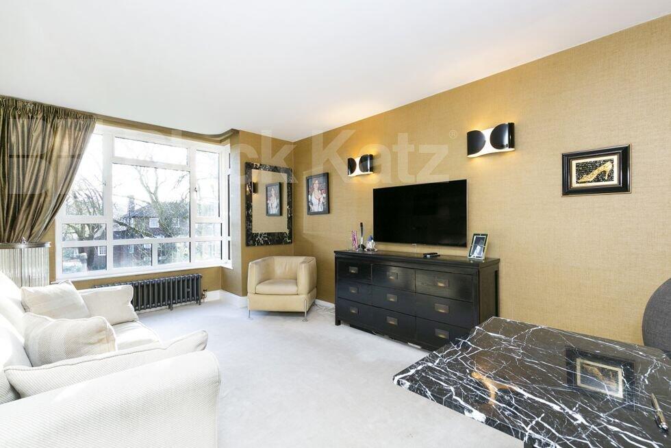 2 bed 1st Floor Flat for rent in Hornsey. From Black Katz - Islington