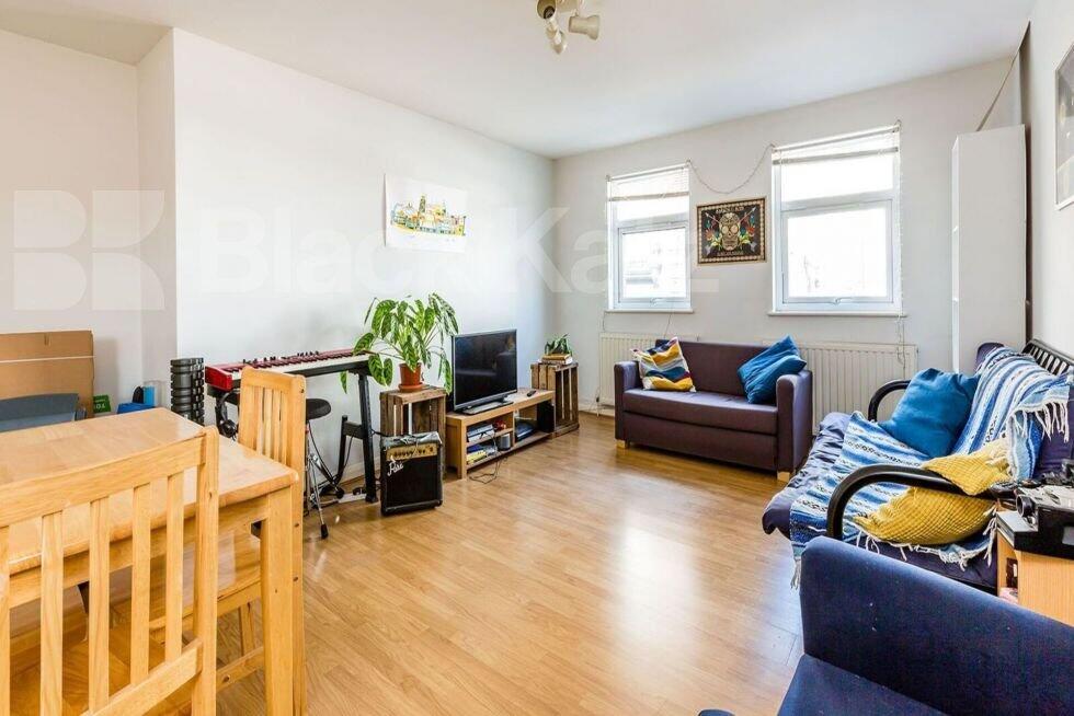 1 bed 1st Floor Flat for rent in Stoke Newington. From Black Katz - Islington