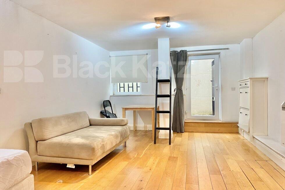 3 bed Studio for rent in Hackney. From Black Katz - Islington