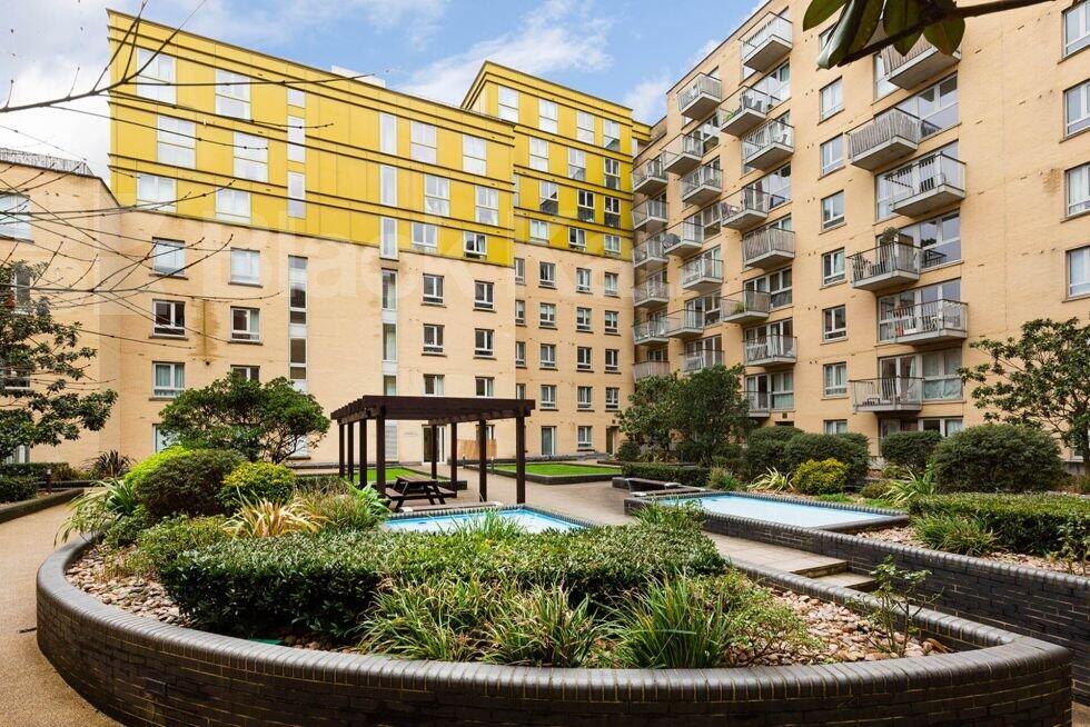 1 bed 1st Floor Flat for rent in Islington. From Black Katz - Islington
