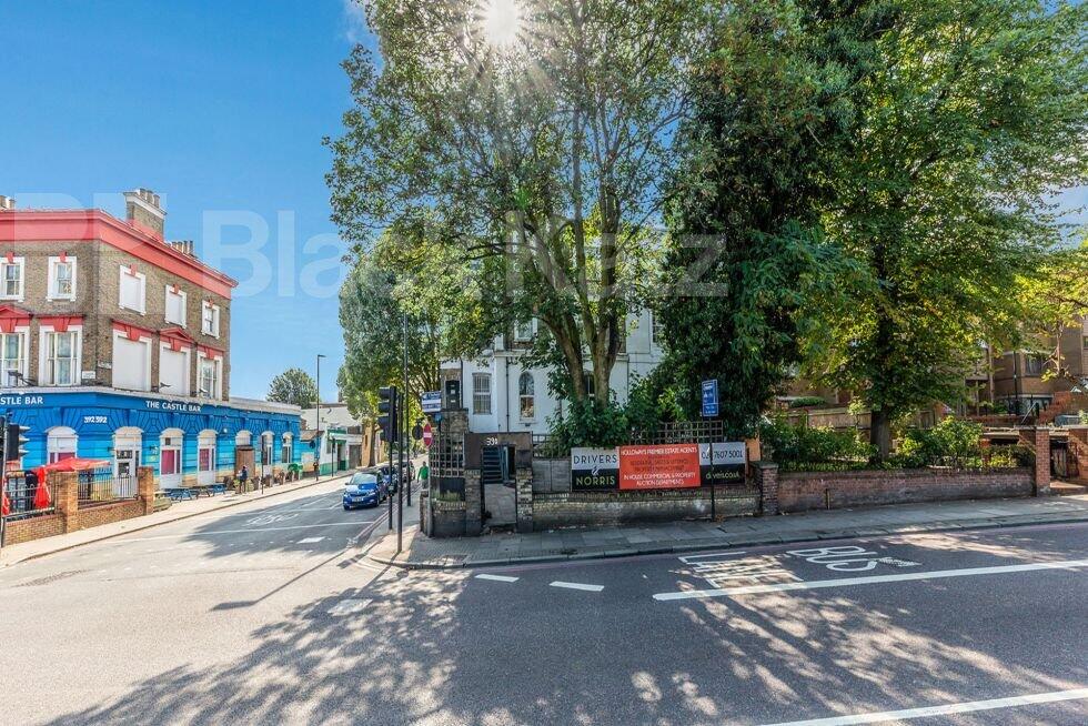 2 bed 1st Floor Flat for rent in Camden Town. From Black Katz - Islington