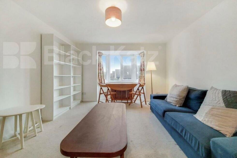 2 bed 1st Floor Flat for rent in Islington. From Black Katz - Islington