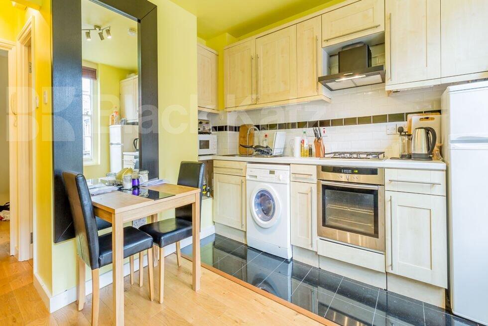1 bed 1st Floor Flat for rent in Islington. From Black Katz - Islington