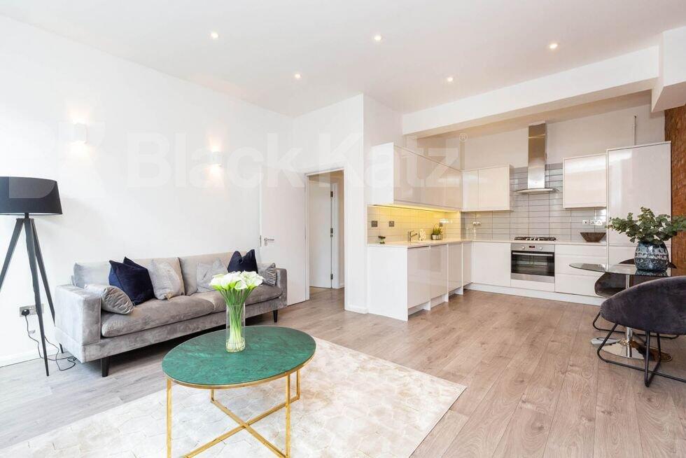 1 bed 1st Floor Flat for rent in Hackney. From Black Katz - Islington