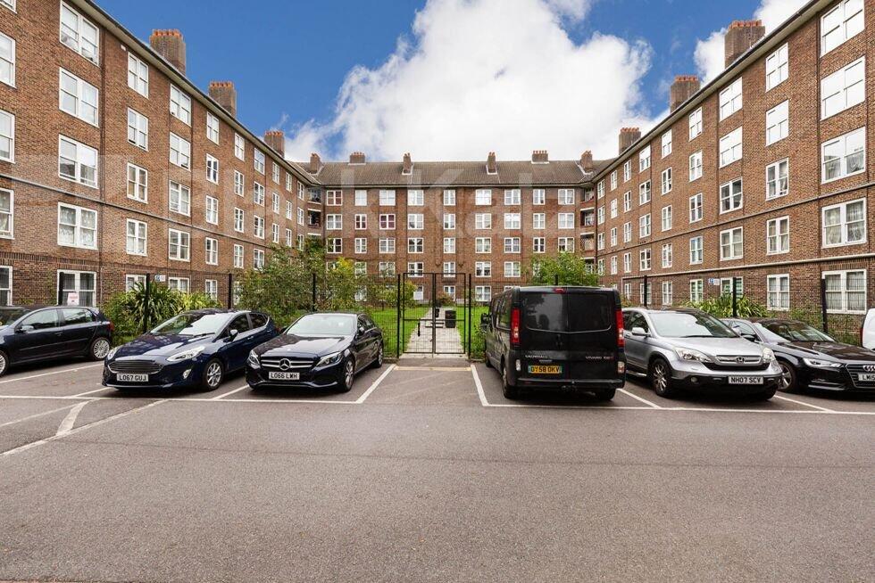 1 bed 1st Floor Flat for rent in Hackney. From Black Katz - Islington