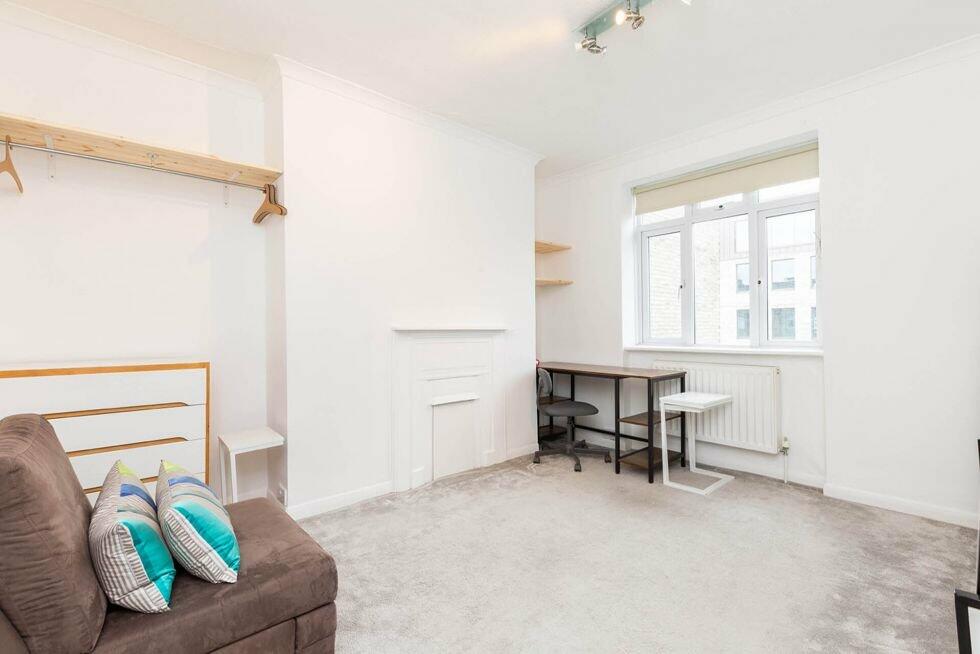 2 bed 1st Floor Flat for rent in Islington. From Black Katz - Islington