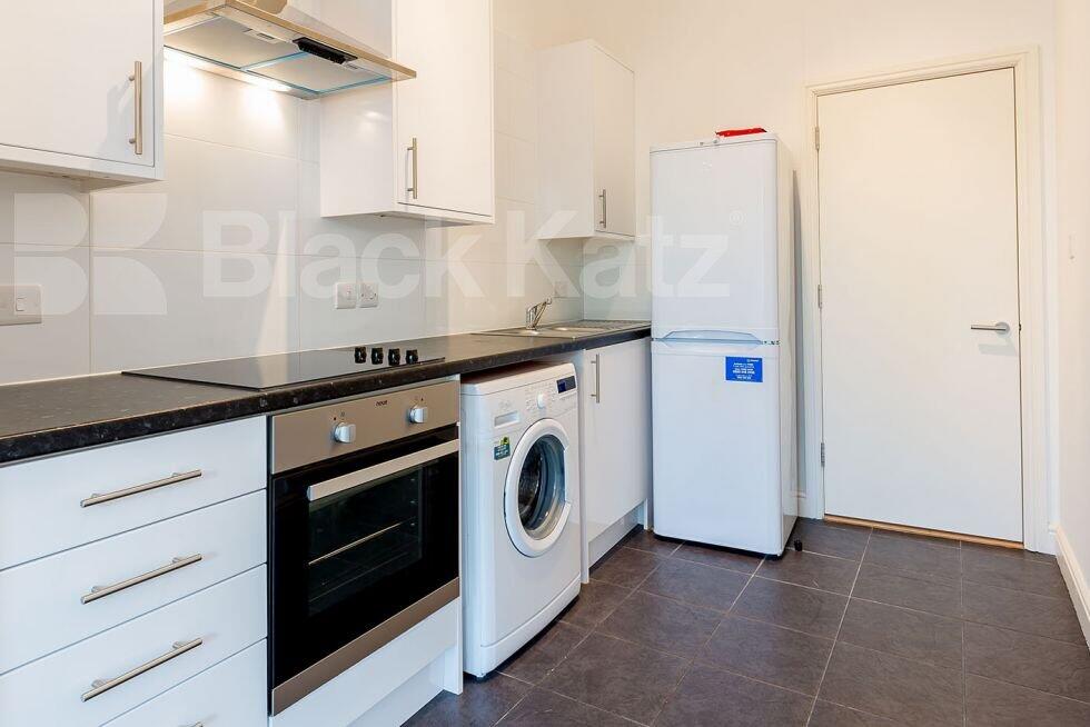4 bed 1st Floor Flat for rent in Islington. From Black Katz - Islington 4 bed 1st Floor Flat for rent in Islington. From Black Katz - Islington