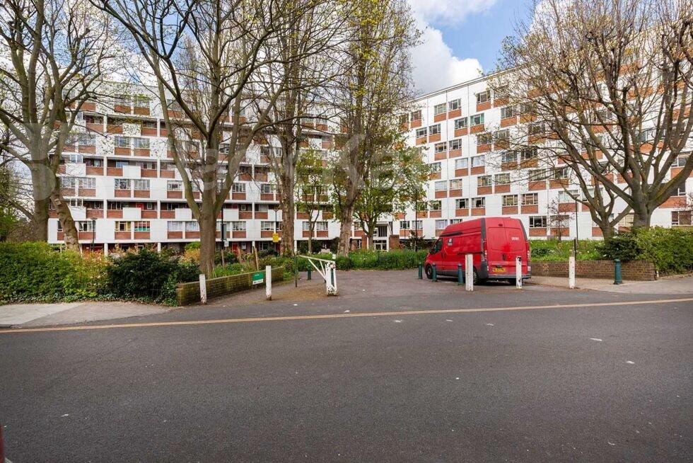 2 bed 1st Floor Flat for rent in Islington. From Black Katz - Islington