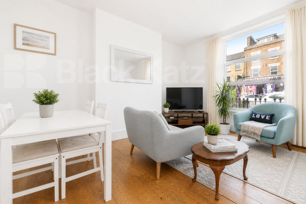 1 bed 1st Floor Flat for rent in Camden Town. From Black Katz - Islington